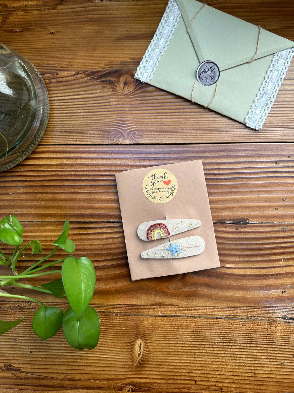 گلسرتقتقی گلدوزی شده رنگین کمان